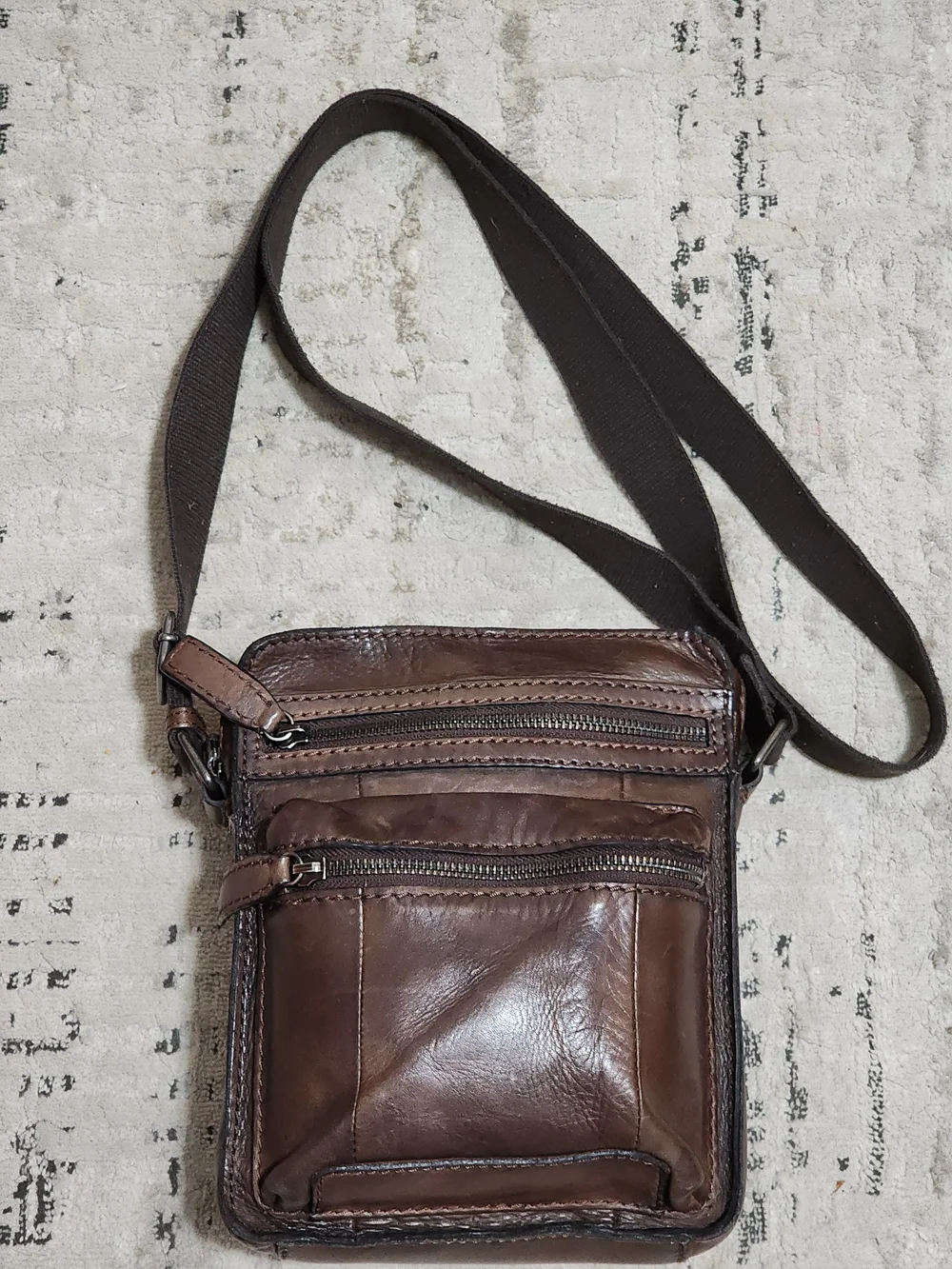 Men's Brown Leather Crossbody Bag - Classic Everyday Carry Muliple Zip Pockets